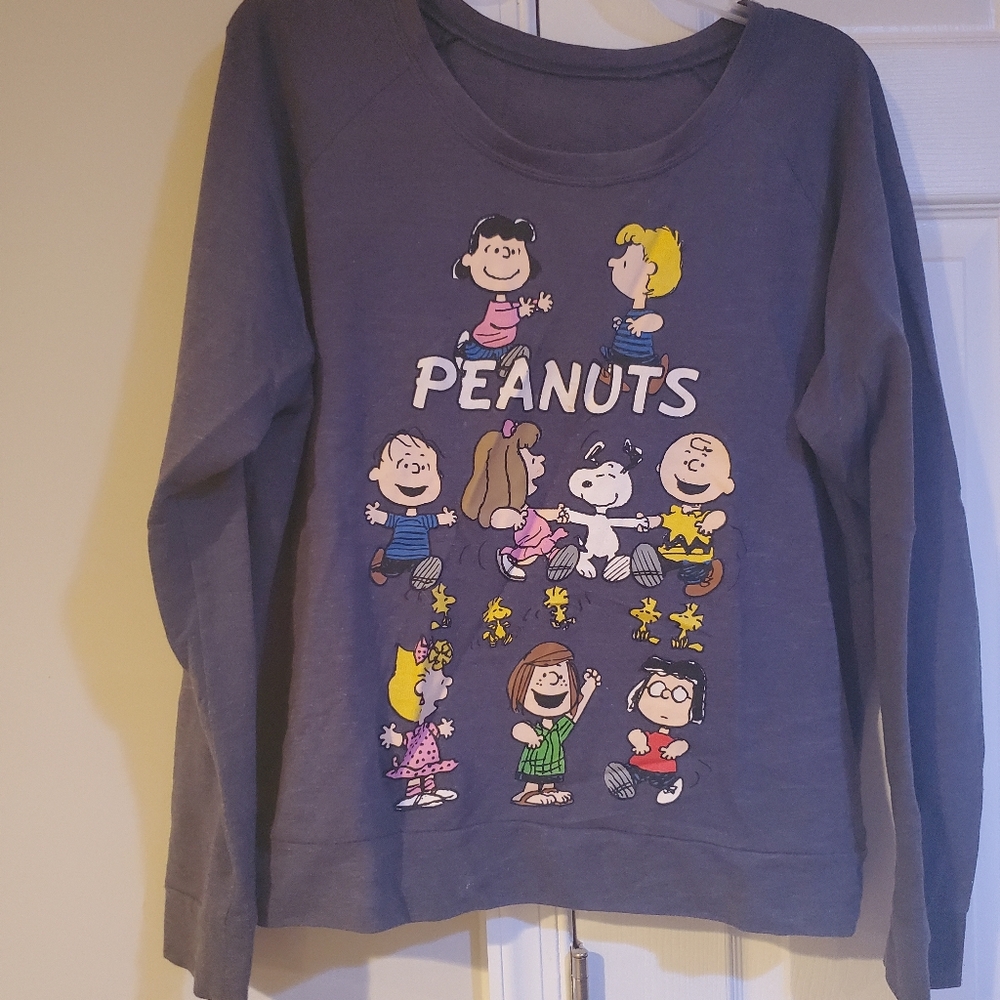 Peanuts long sleeved shirt